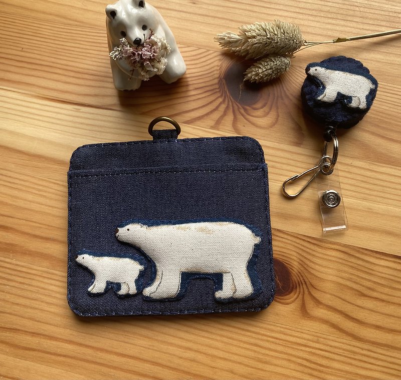 Polar bear mother and child double-sided/card holder/document holder+retractable pull ring//steel wire//exclusive cute style - ID & Badge Holders - Cotton & Hemp 