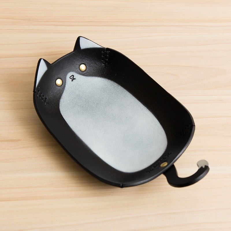 手繪皮革收納置物盤(長版-賓士貓) - 小碟/醬油碟 - 真皮 黑色
