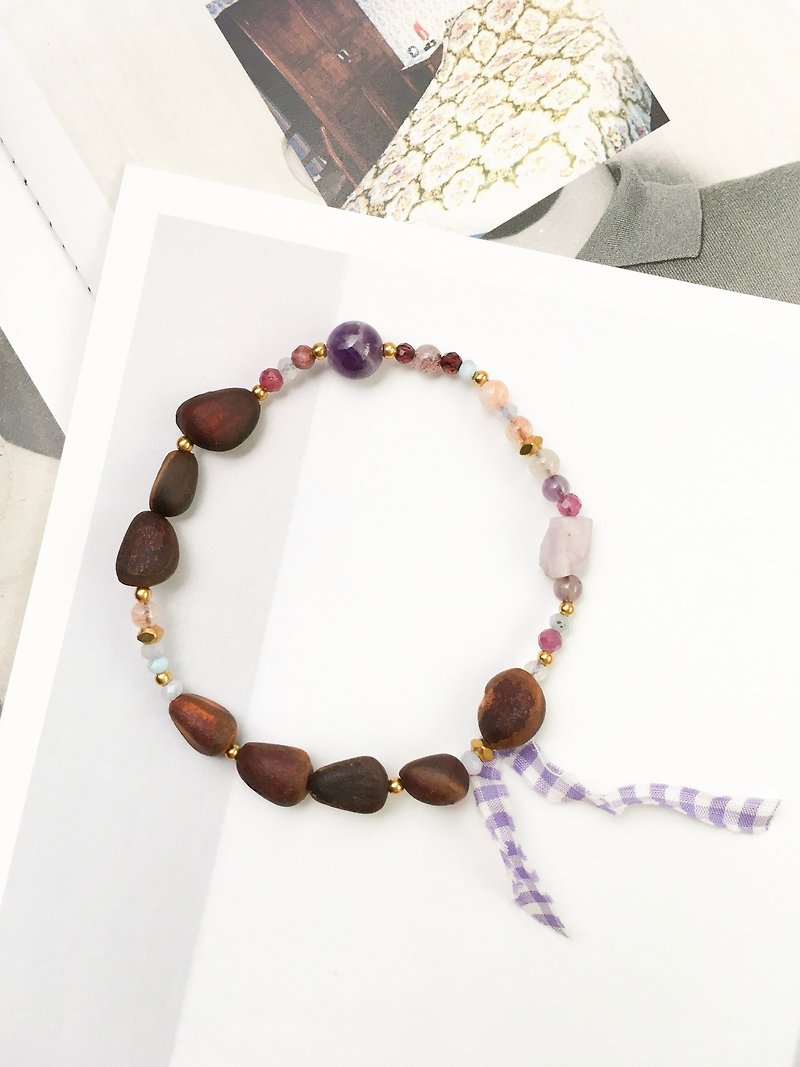 Hey Cedar Whisper | Pine Nuts Lithium Amethyst Bracelet - Bracelets - Crystal Purple