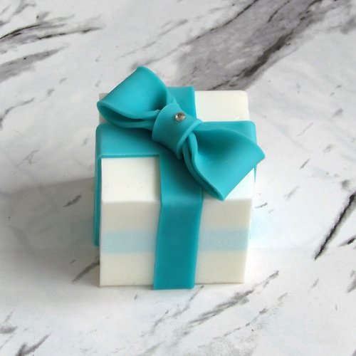 G's life 居事生活 單入蛋糕香皂禮盒─藍色緞帶