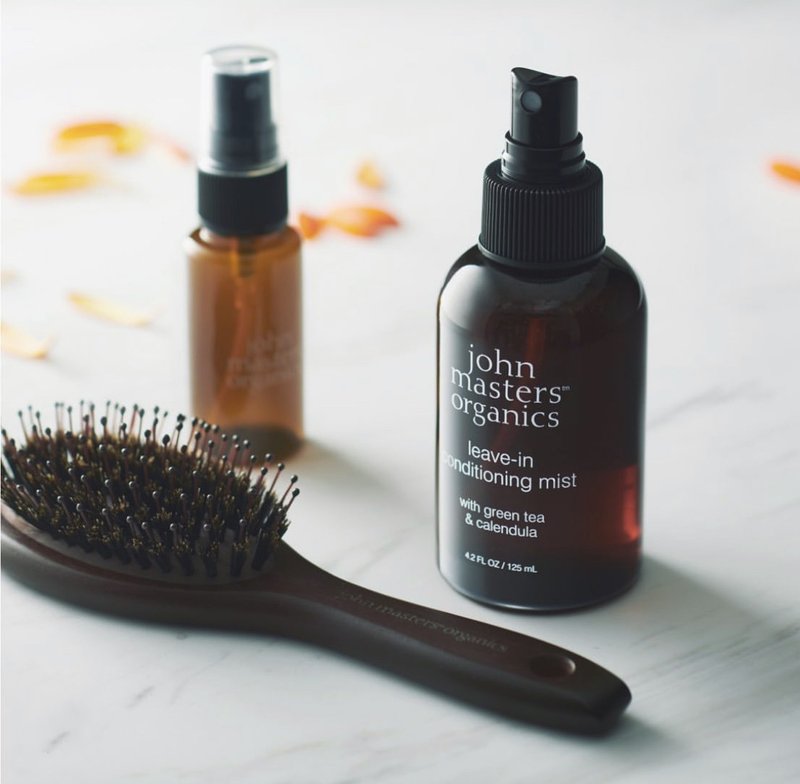 John masters organics new portable natural ion massage comb - อุปกรณ์แต่งหน้า/กระจก/หวี - สารสกัดไม้ก๊อก สีนำ้ตาล