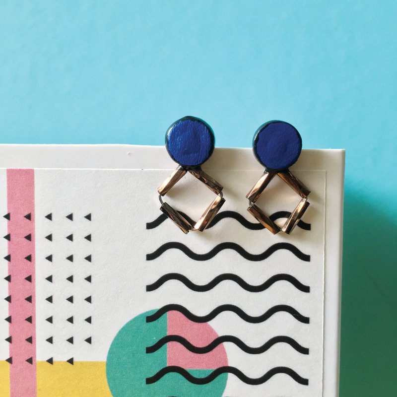 Geometric Stud Leather Earrings - ต่างหู - หนังแท้ สีน้ำเงิน