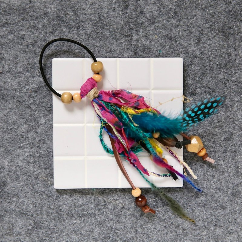 再販/羽飾髮圈 - 髮夾/鯊魚夾 - 棉．麻 多色