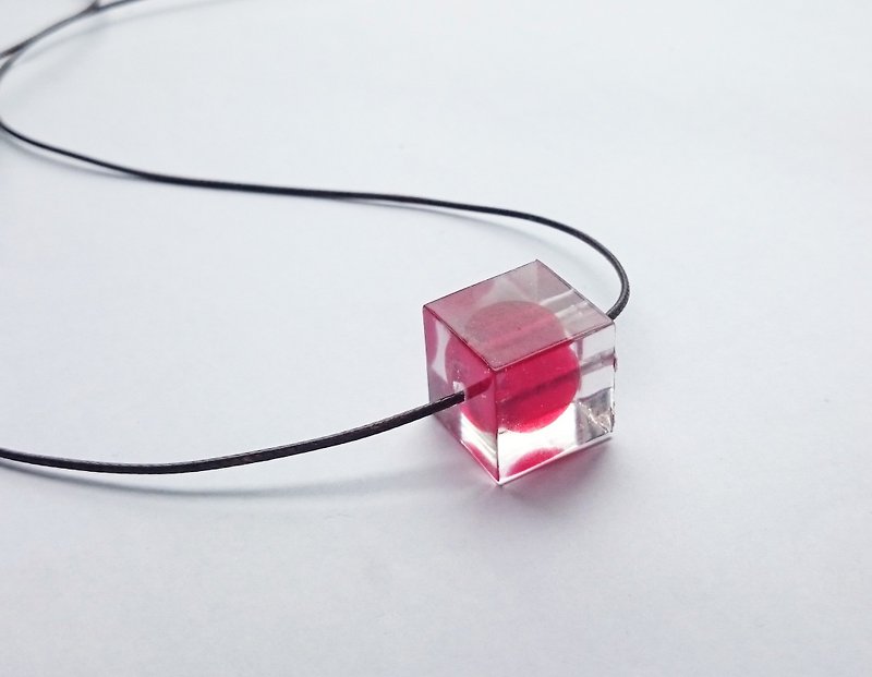 Element stone / Fire / Adjustable Cube resin necklace - Necklaces - Plastic Red