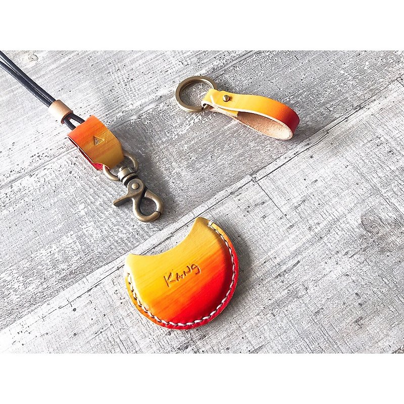 交換禮 gogoro鑰匙 鑰匙皮套 鑰匙皮繩 客製化圖案設計 - 鑰匙圈/鑰匙包 - 真皮 黃色