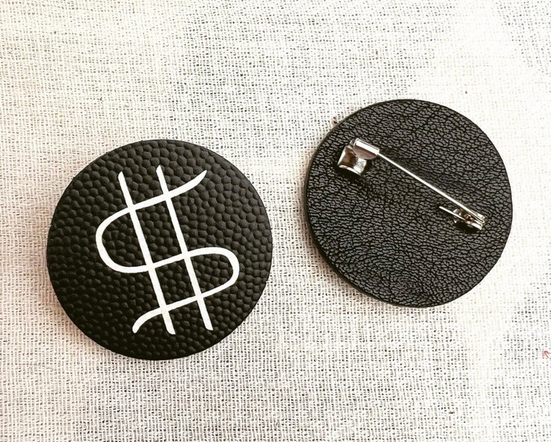 money pin - Brooches - Genuine Leather Black