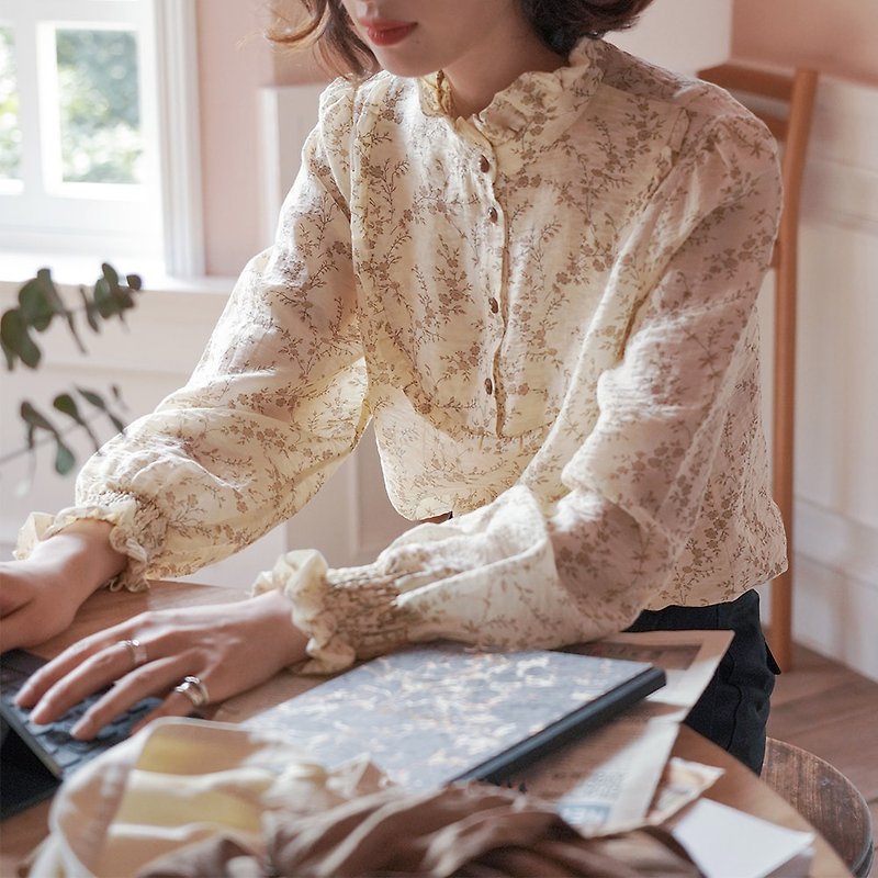 Beige floral princess sleeve shirt | Shirts | Tops | spring models | Tencel Linen| Sora-692 - เสื้อเชิ้ตผู้หญิง - ผ้าฝ้าย/ผ้าลินิน 
