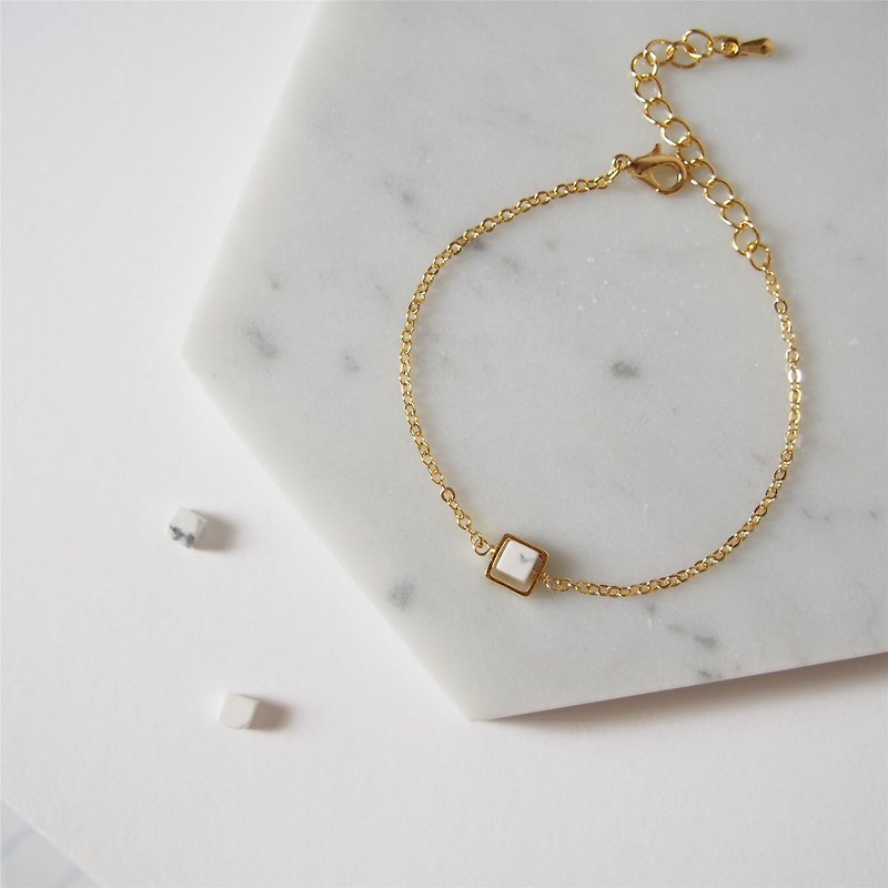 Minimalist temperament • gold-plated box • marble white stone • bracelet - Bracelets - Gemstone White