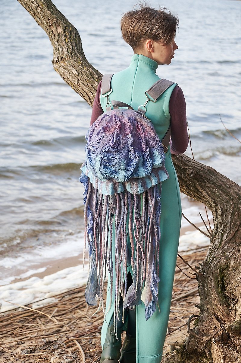 The Jellyfish Backpack, unusual felted bag - 背囊/背包 - 羊毛 藍色