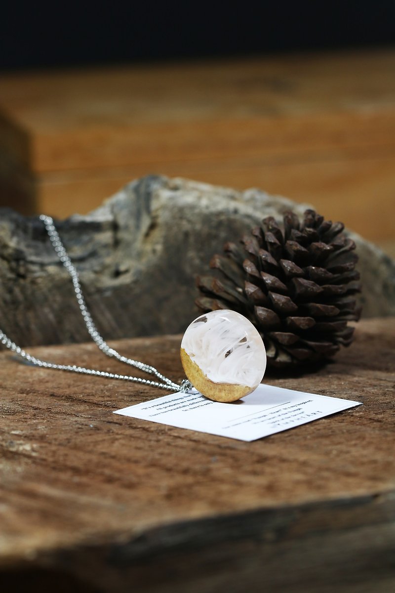 *IN STOCK* Wonder burl wood collection - ROSE necklace - สร้อยคอ - ไม้ สึชมพู