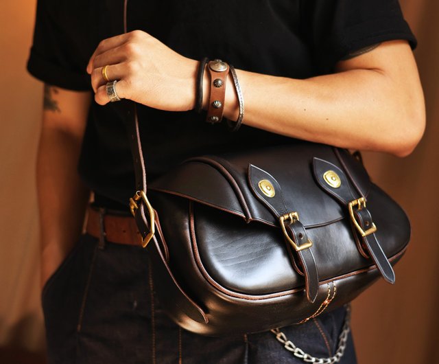 RUFFO Made in Italy レザーメッセンジャーバッグ RUFFO Made in Italy レザーメッセンジャーバッグ RUFFO Made in