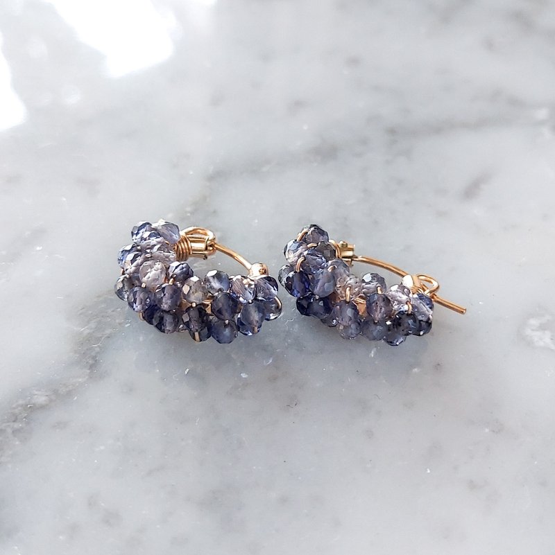 14Kgf Iolite wrapped hoop pierced earrings / clip on earrings - ピアス・イヤリング - 宝石 ブルー
