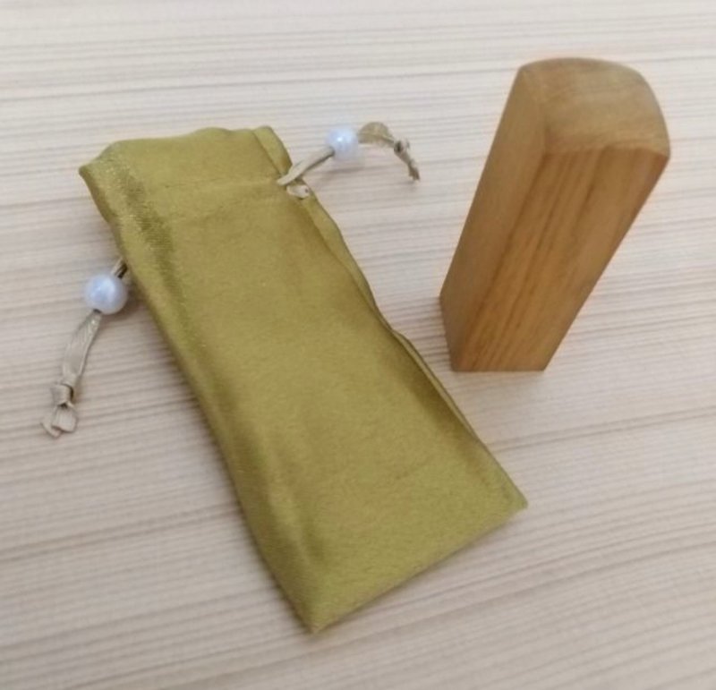 Taiwanese cypress wood is shipped with a 6-point stamp/without stamp bag/7*1.8 square cm. The shipping price is NT$100. - Stamps & Stamp Pads - Wood 