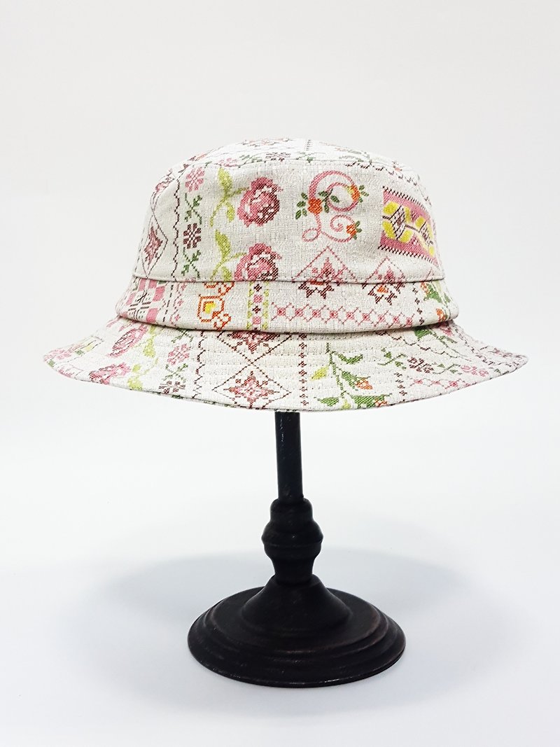 British disc gentleman hat - [Japanese embroidery ethnic style (powder) # # # new autumn limited edition - หมวก - ผ้าฝ้าย/ผ้าลินิน สึชมพู