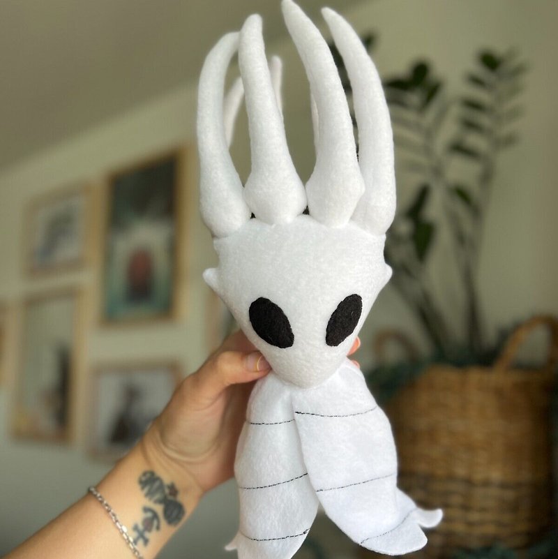 Hollow knight Pale king plush doll toy by LAPIKATE - Stuffed Dolls & Figurines - Other Metals White