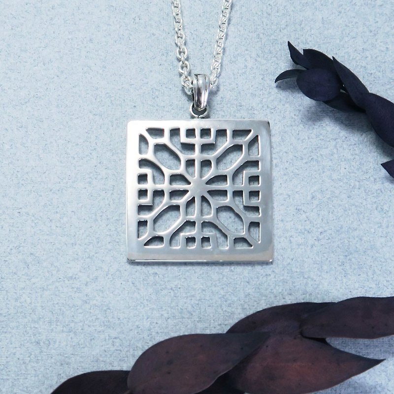 Window grille safety window (large) 925 sterling silver necklace-ART64 - สร้อยคอ - เงินแท้ สีเงิน