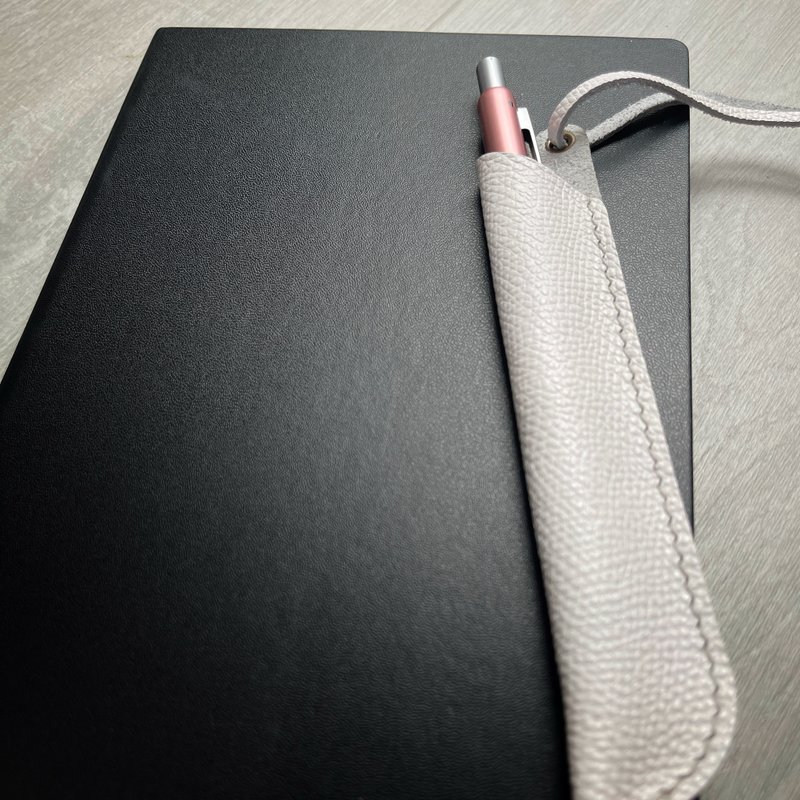 [DIY Handmade] Leather pen case/pen case customized for you/your gift - เครื่องหนัง - หนังแท้ 