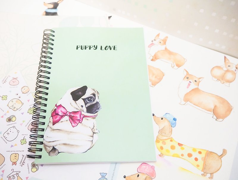 Bago パグPOPPY LOVE small bow looking back at PUG coil notebook selection gift - Cards & Postcards - Paper Green
