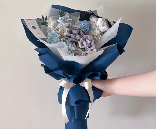 ネイビー 卒業式ブーケ/卒業式ブーケ ローズ 卒業式 卒業祝い ギフト