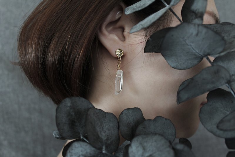 Net | Crystal white crystal ore earrings / pierced ears can also - ต่างหู - คริสตัล สีใส