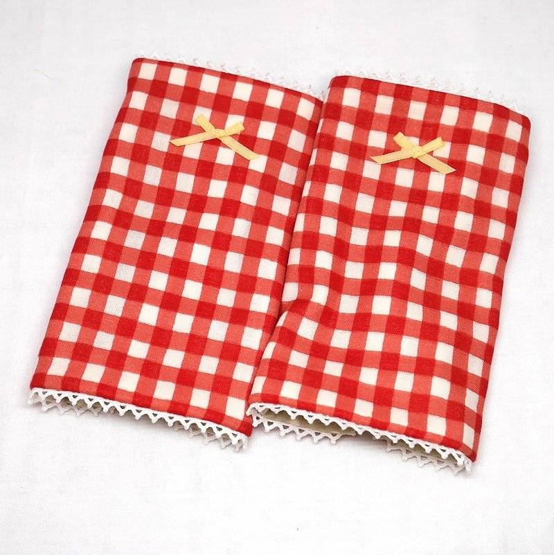 Japanese Handmade 8-layer-gauze droop sucking pads - 口水肩/圍兜 - 棉．麻 紅色