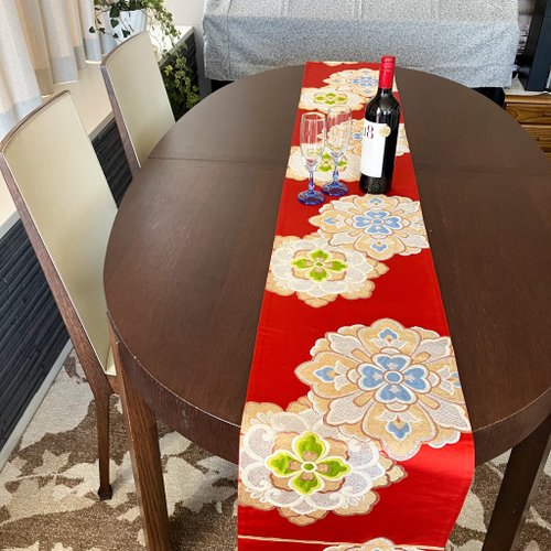 【1点もの】花柄 正絹高級帯テーブルランナー 豪華 着物の帯のテーブルランナー 正絹100% - ショップ Japanese
