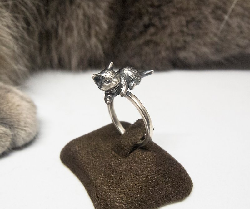 Cute Smiling Silver Cat Ring Cat Lover Gift For Her Memorial Cat Loss Birthday - แหวนทั่วไป - โลหะ สีเงิน