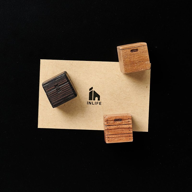 C Magnets-Jinjinjin·My Little Treasury - Magnets - Wood Brown
