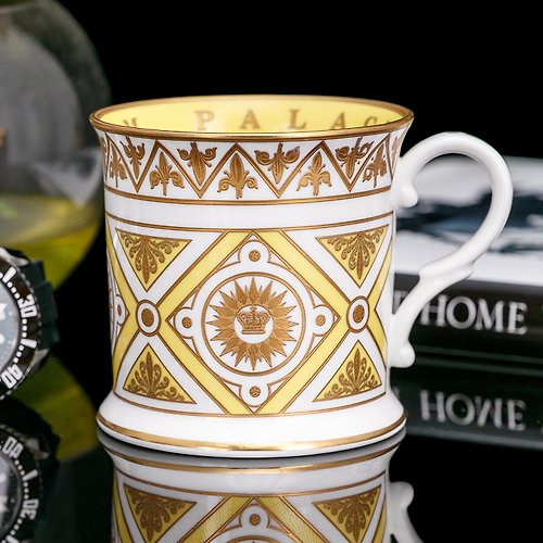 擎上閣裝飾藝術 英國製Royal Collection白金漢宮2008細緻骨瓷杯生日馬克杯茶杯