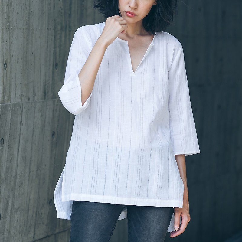V-Neck Long Sleeve Shirt - White - เสื้อผู้หญิง - ผ้าฝ้าย/ผ้าลินิน ขาว