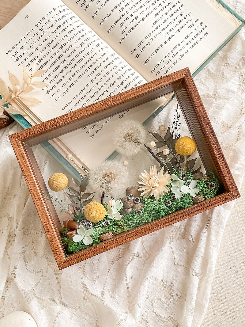 Shimmering dandelion x non-withering dried flower transparent walnut wood frame - Picture Frames - Plants & Flowers 