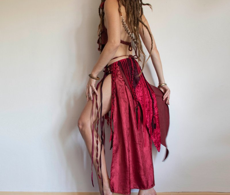 Red tribal  split skirt, tie skirt, belly dancer costume - กระโปรง - วัสดุอื่นๆ สีแดง