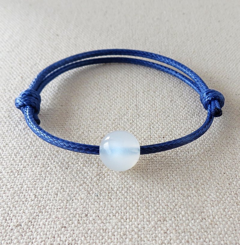 Fashion 【Lucky Stone】 Moonstone Korean wax bracelet**2** - สร้อยข้อมือ - เครื่องเพชรพลอย สีน้ำเงิน