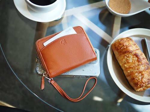 Charin Charm (Caramel) : Medium Zip Wallet, Short wallet, Cow Leather, Orange-Brown