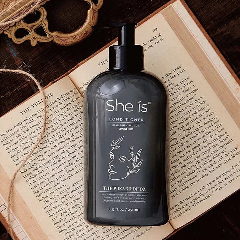 She is 控油蓬鬆潤髮乳(護髮素)250ml  兩款可選 男女適用 - 潤髮乳/護髮用品 - 其他材質 咖啡色