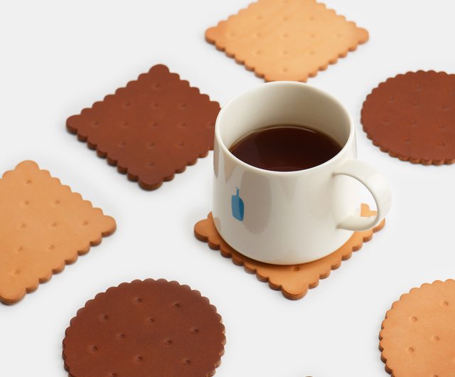 GOURTURE - 極厚レザーの定番手作りクッキーコースター【2枚】結婚祝い