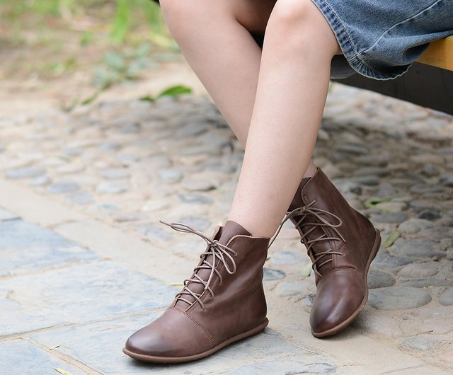 brown lace up flat boots