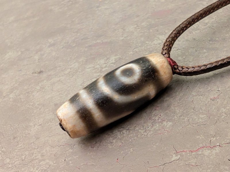 2 two Eye Dzi bead pendant necklace natural genuine Tibetan agate gemstone Love - Necklaces - Gemstone Khaki