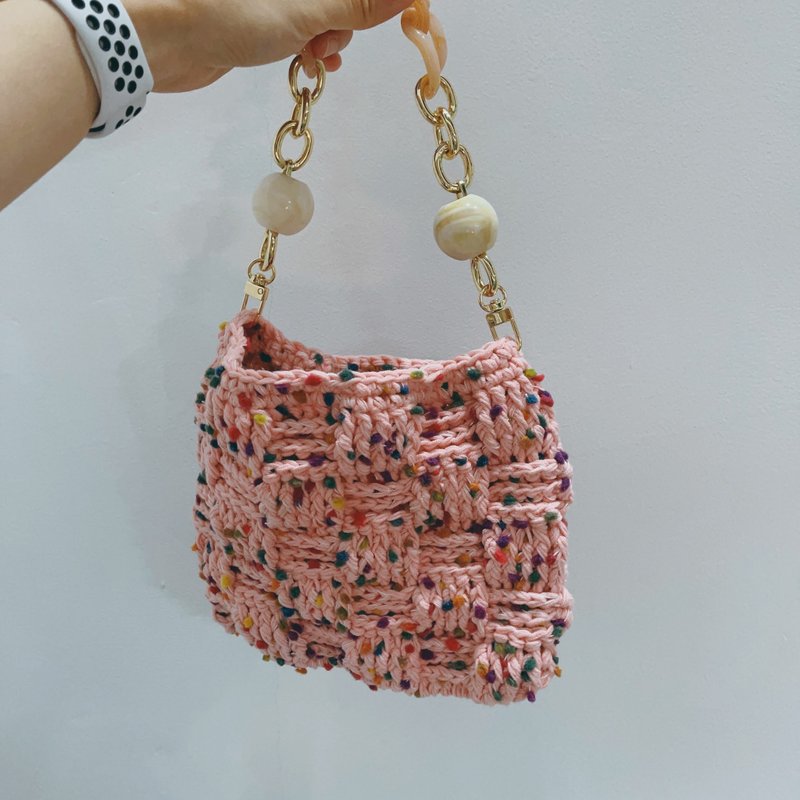 Crochet Vintage Tote Bag - กระเป๋าถือ - ผ้าฝ้าย/ผ้าลินิน สึชมพู