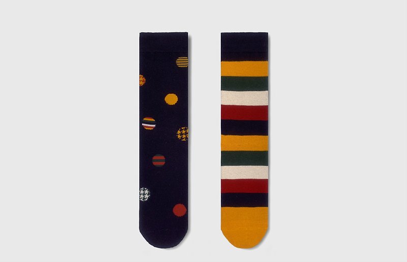Cotton & Hemp Socks Orange - socks_night bell / irregular / gift  / couple / pair / unisex / red