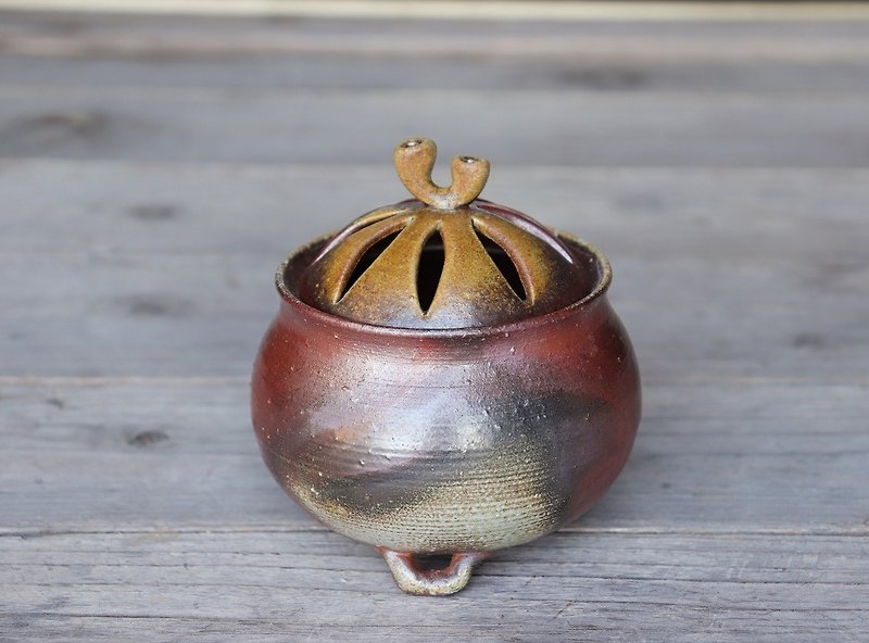 Bizen incense burner (with paulownia box) i-058 - Fragrances - Pottery Brown
