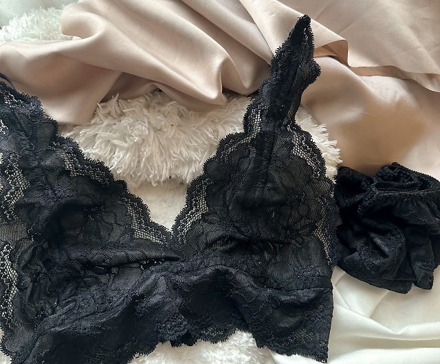 Set (bra + panties) black, pointed breasts - Shop brababa-lace