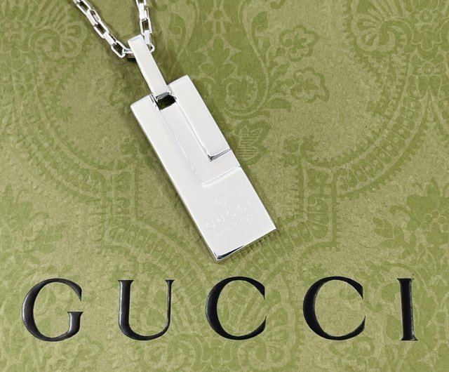 日本直送 中古美品】グッチ GUCCI ネックレス プレート シルバー925
