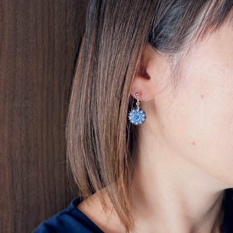 小魔法陣耳環 / 耳夾 / 夾式耳環 | 藍色 | 絹線製 | 免運費 - 耳環/耳夾 - 絲．絹 藍色