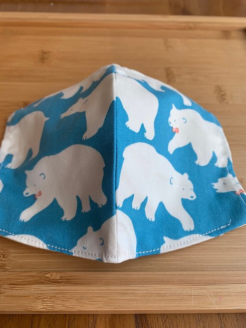 winnie設計館 文青風環保純棉透氣完兒童布口罩套 盛夏北極熊