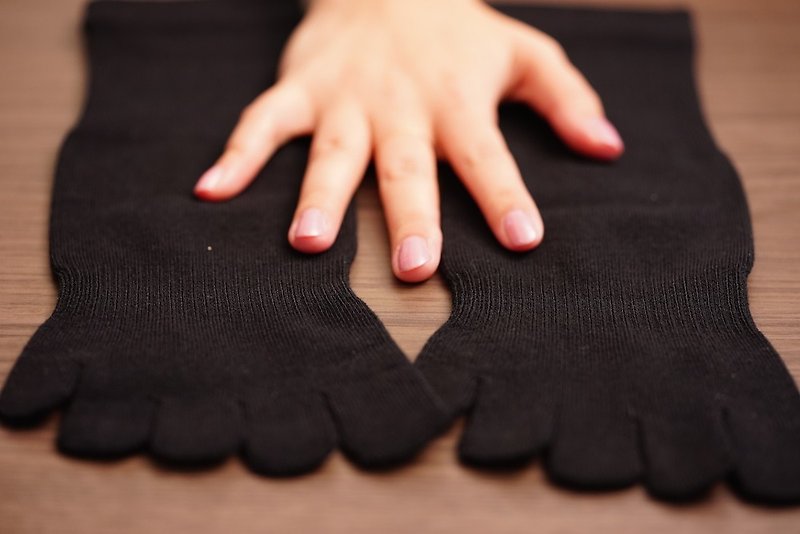MIT Bamboo Charcoal Five Toe Professional Deodorant Socks Black (2 colors available) - Dress Socks - Cotton & Hemp Black