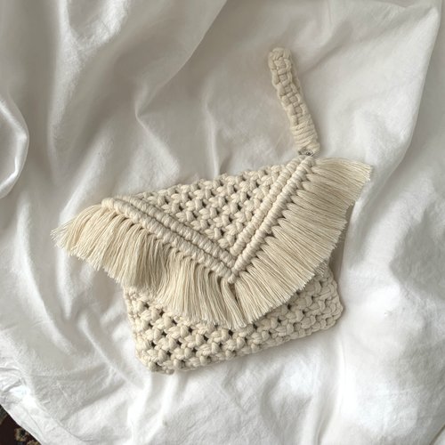 𝐚𝐧𝐧𝐢𝐞𝐞𝐢𝐧𝐧𝐚 |macrame studio Macrame 編織 手拿包 l 波希米亞風 l 清新簡約