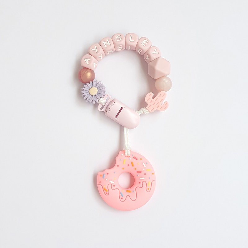 客製化 AYNSLEY 粉紫色 奶嘴鍊夾 甜甜圈固齒器 / 奶嘴鏈可套香 - 寶寶/兒童玩具/玩偶 - 其他材質 白色