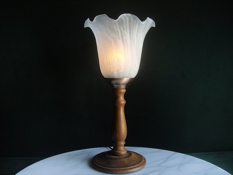 [OLD-TIME] Early second-hand Taiwan-made glass table lamp - Lighting - Other Materials Multicolor