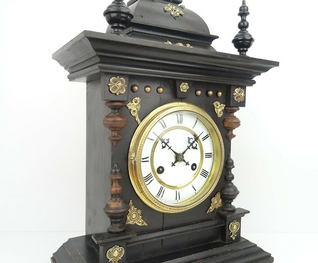 2024人気1940年代 西ドイツ 黒真鍮マントル時計 置き時計　アイアン ガーデニング インテリア時計